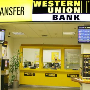 Transfert d'argent : Western Union réagit face aux escrocs