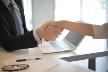 Différences entre une Banque En Ligne et une Banque Traditionnelle