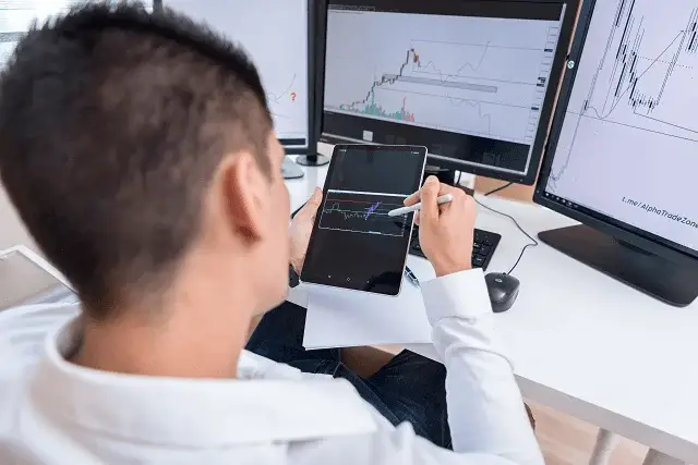 Produits Services Etoro