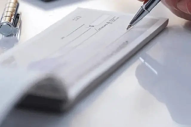 Le chèque de banque à la Banque Postale