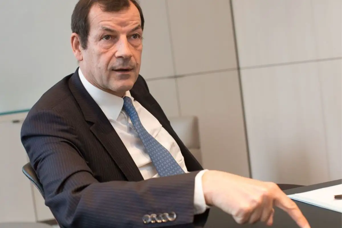 Complot Dans Le Monde De L'assurance